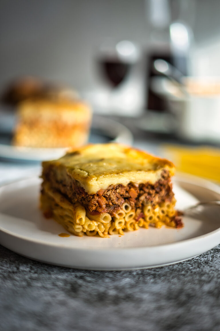 Pastitsio - Griechischer Hackfleisch Makkaroni Auflauf - Matt kocht!